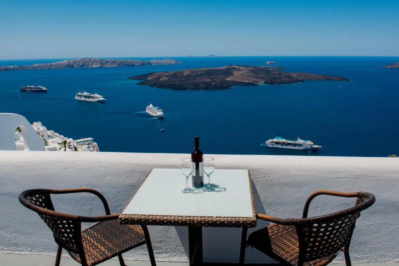 Nomikos Aparthotel Fira (Santorini)